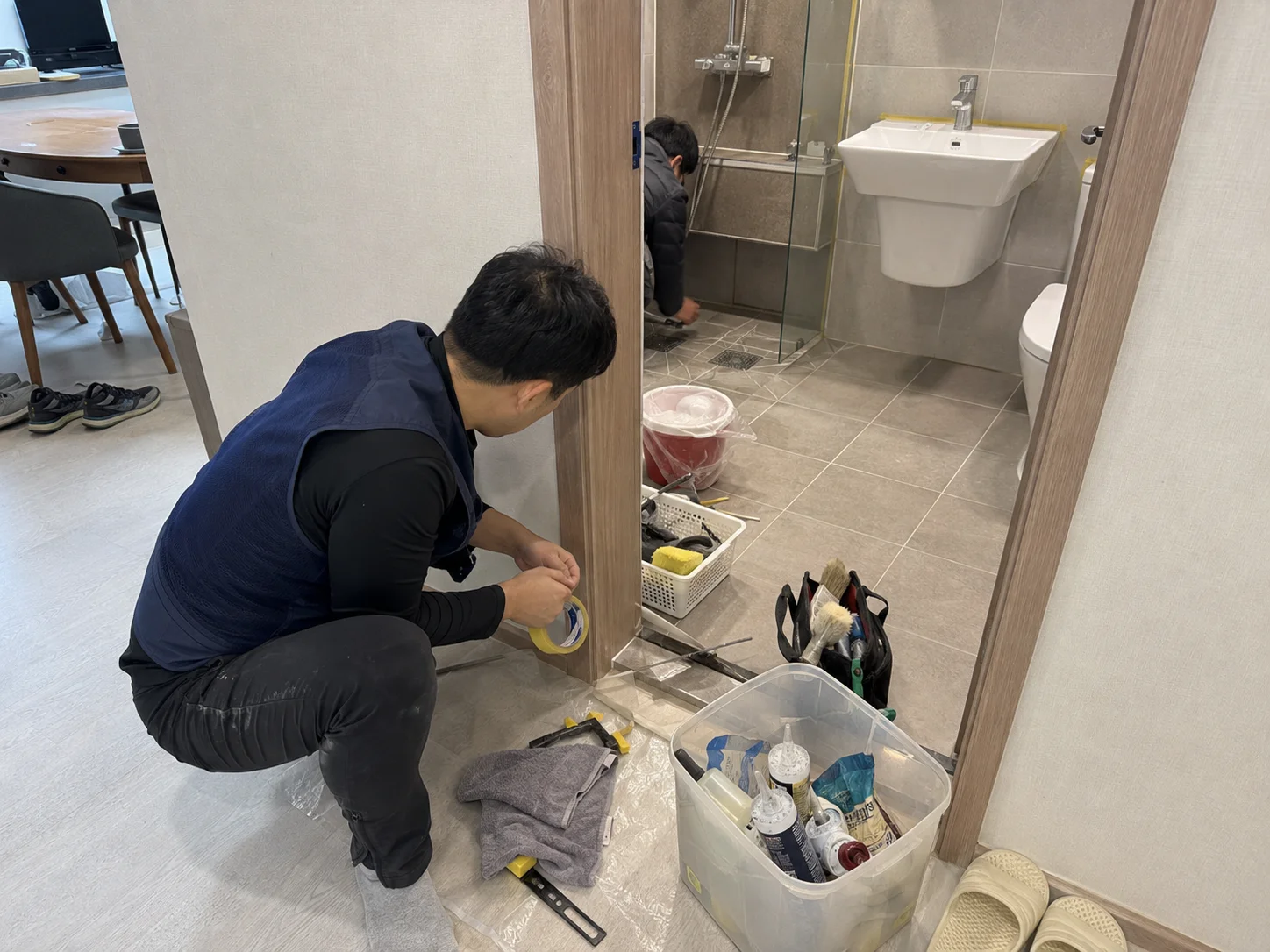 아파트 욕실 바닥 줄눈시공